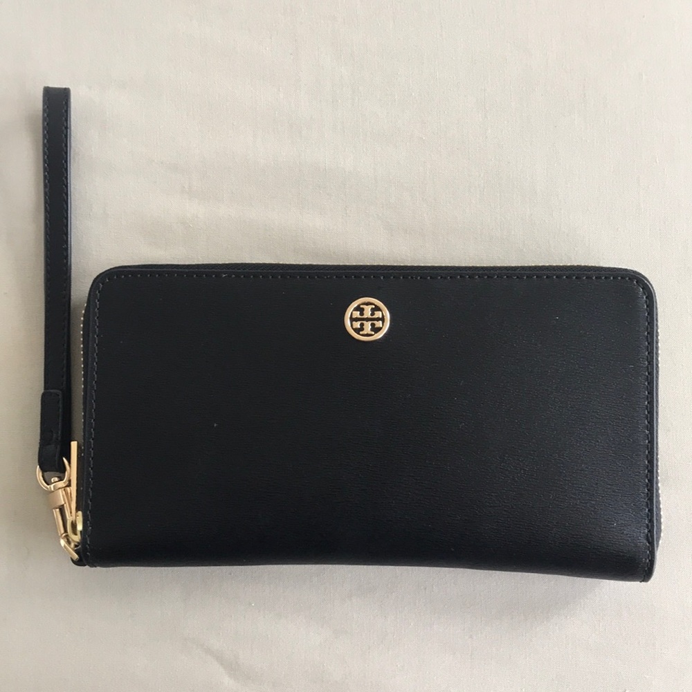Tory Burch Robinson Wallet